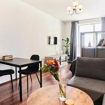 Apartment High-sky O2 Arena With Garage Parking And Ac *